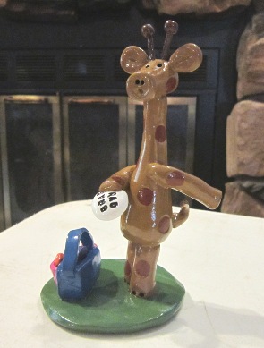 Giraffe w/bag-freestanding custom order